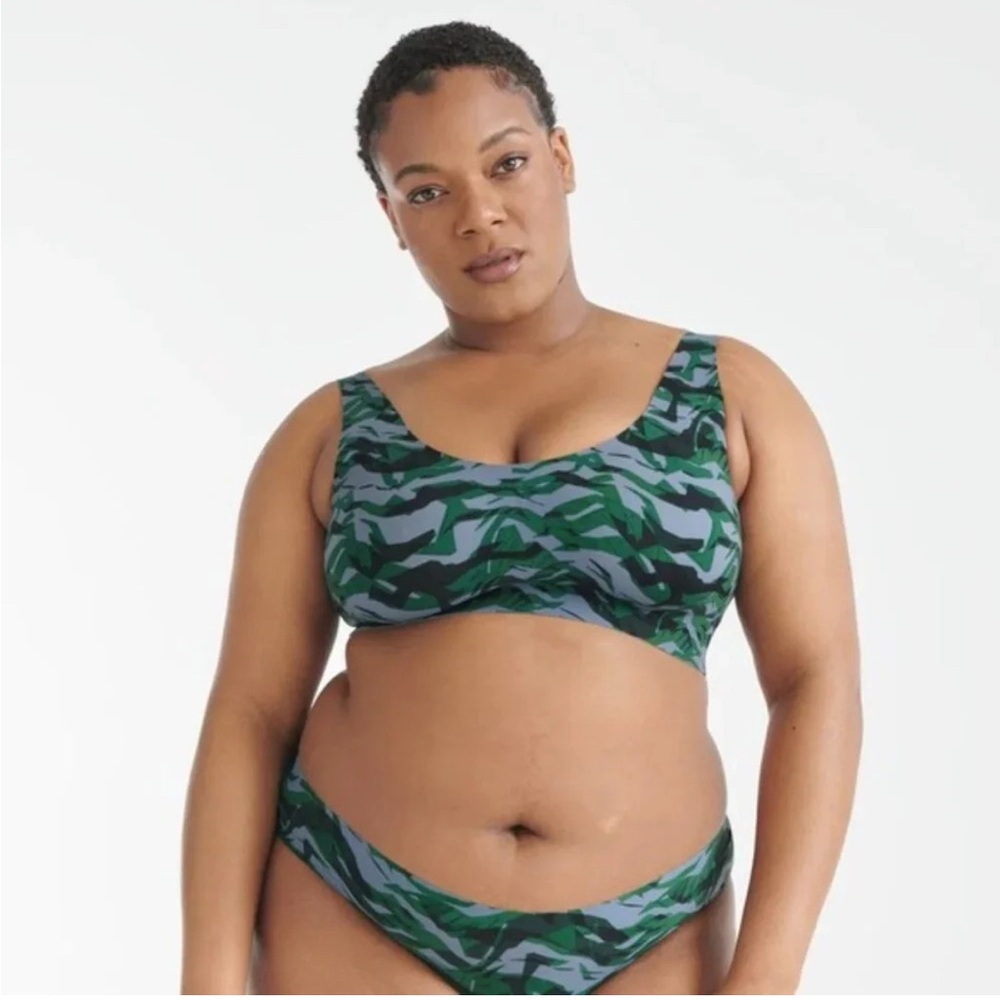 nwot Knix luxe lift pullover bra L axis camo